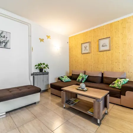 Apartament Vacation With Pool *