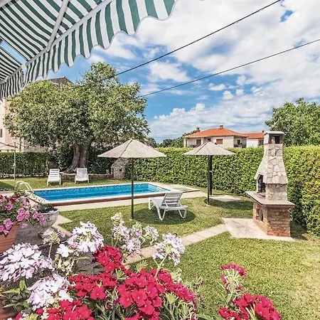 Vacation With Pool Apartment Loborika
