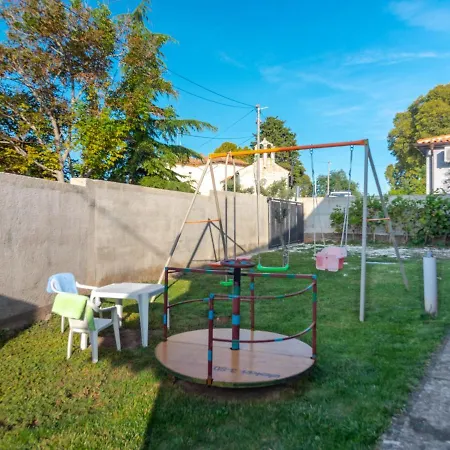 Vacation With Pool Apartment Loborika