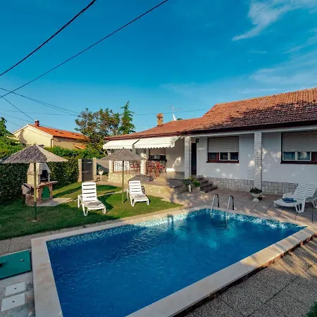 Vacation With Pool Apartament *